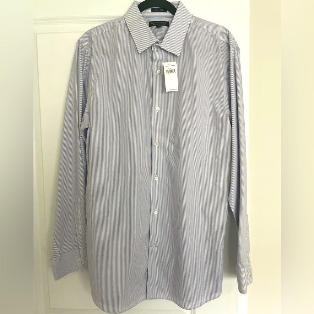 L slim fit Banana Republic button down shirt